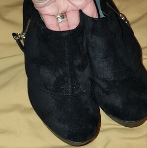 Dr. Scholls black booties size 10M